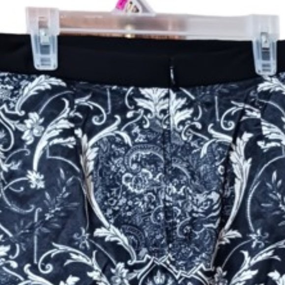 Tristan Brocade Floral Pencil Skirt  Size 4 - Picture 8 of 8